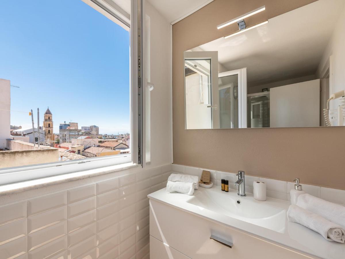 Casa Alla Marina Del Porto Di Cagliari Apartment ภายนอก รูปภาพ