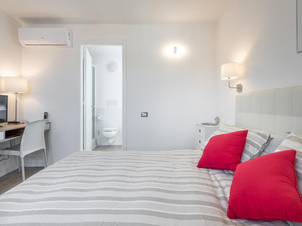 Casa Alla Marina Del Porto Di Cagliari Apartment ภายนอก รูปภาพ